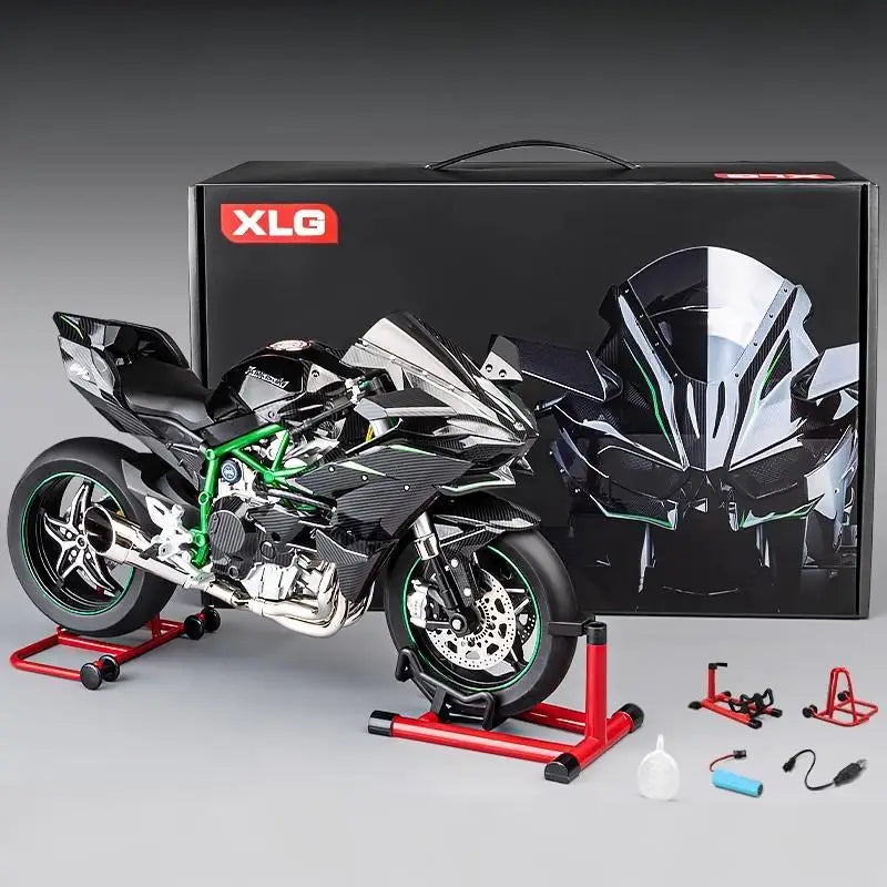 1:6 Scale Superbike Replica with Exhaust Smoke & Engine Sound