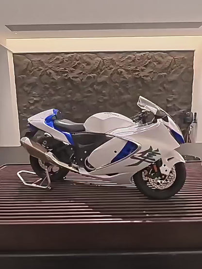 1:6 Scale Superbike Replica with Exhaust Smoke & Engine Sound